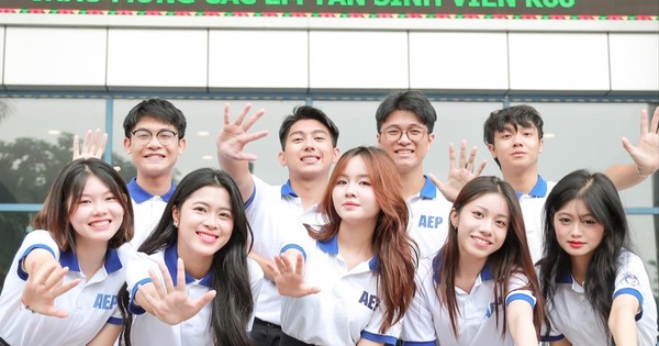 Để tiếng Anh thành ngôn ngữ thứ 2 trong trường học