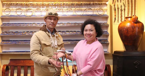 Kể chuyện Tây Nguyên qua cổ vật