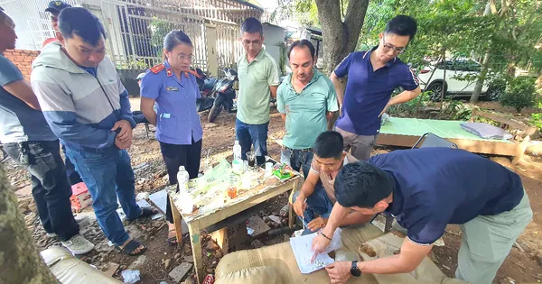 Cất giấu ma tuý khắp nghĩa trang