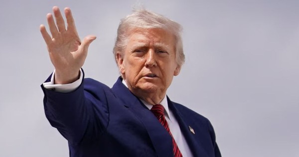 Ông Trump ra quyết định thuế quan bất ngờ với EU