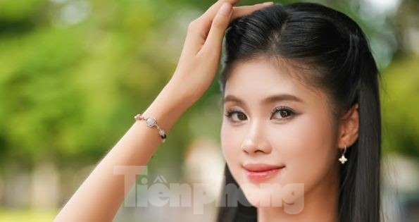 Cô gái đòi lập nhóm nhạc tại nhà chung Hoa hậu Việt Nam
