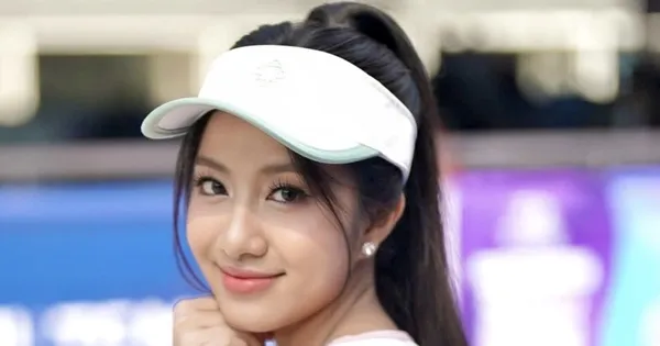 Cận nhan sắc Hoa hậu Hà Trúc Linh trên sân giải Vô địch Pickleball Việt Nam 2025