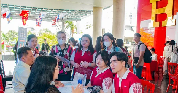 Nhiều bệnh viện 'đặt chỗ' tuyển dụng sinh viên ngành Y trước khi tốt nghiệp