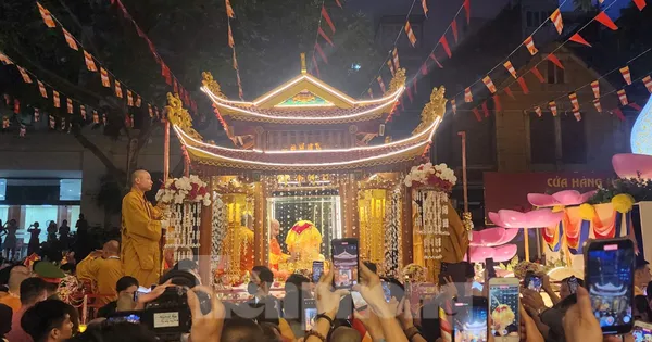 Hơn 16 triệu lượt người chiêm bái xá lợi Phật ở Việt Nam trong suốt một tháng