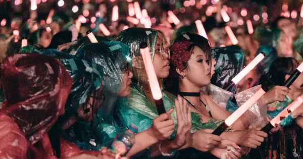 Show Anh trai đêm cuối gặp 'chông gai'