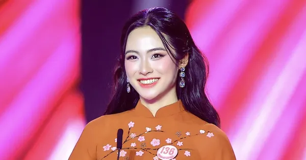 Chung kết Hoa hậu Việt Nam: 25 thí sinh trình diễn áo dài