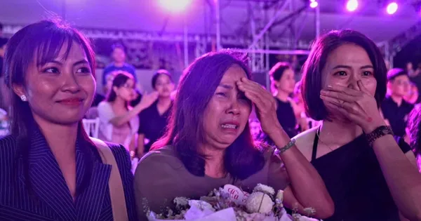 Bố mẹ Hà Trúc Linh: 'Không nghĩ cô gái miền quê lại được đăng quang Hoa hậu Việt Nam'