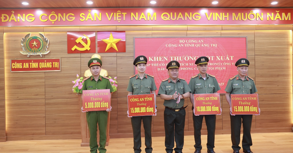 Quảng Trị: Khen thưởng đột xuất trong đấu tranh, phòng chống tội phạm