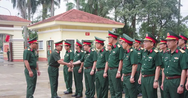 Bộ Quốc phòng kiểm tra sắp xếp lại cơ quan quân sự khi thực hiện chính quyền địa phương hai cấp ở Quảng Bình, Quảng Trị