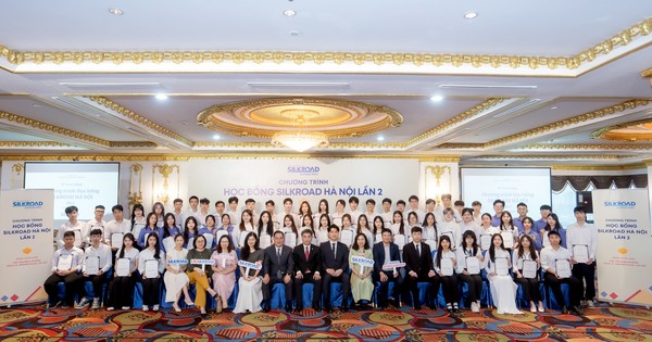 Học bổng SILKROAD Hà Nội - Vun đắp tương lai sinh viên Việt Nam