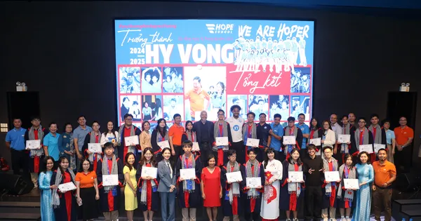 21 học sinh trường Hy vọng làm lễ trưởng thành: Trái ngọt sau hành trình yêu thương
