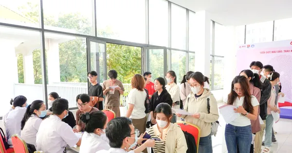 Hơn 500 tình nguyện viên tham gia hiến máu tại trường ĐH Y Dược Buôn Ma Thuột