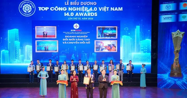 EVNHCMC được vinh danh Top Công nghiệp 4.0 Việt Nam năm 2025