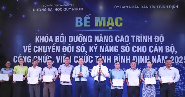 Hơn 6.900 cán bộ Bình Định hoàn thành khóa đào tạo kỹ năng số trước ngày vận hành bộ máy mới