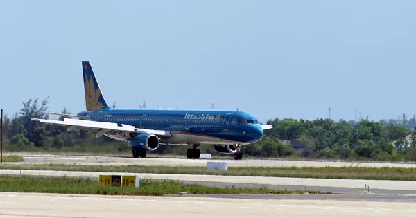 Chuyến bay của Vietnam Airlines hạ cánh khẩn cấp để cấp cứu hành khách