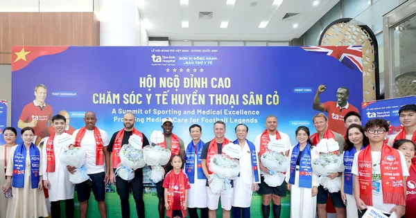 BVĐK Tâm Anh đón các huyền thoại bóng đá Anh đến hồi phục thể lực, chăm sóc sức khỏe