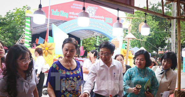 Đặc sản của hơn 20 tỉnh thành có mặt tại tuần hàng sản phẩm OCOP, làng nghề tại Tây Hồ