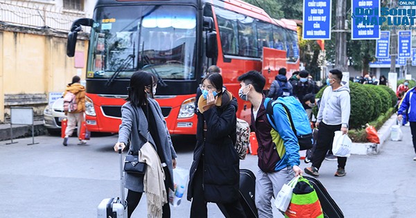 Bến xe Hà Nội và 20 DN vận tải giảm giá vé xe khách cho sinh viên