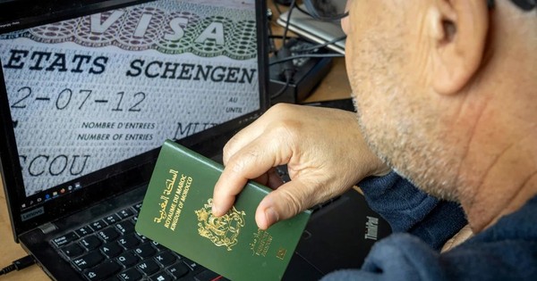 Hơn 1.800 tỷ 'bay màu' vì bị từ chối visa châu Âu
