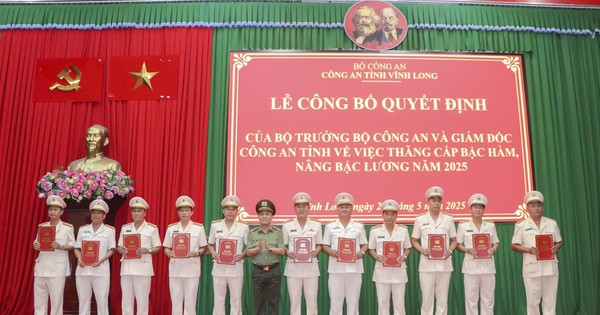 Công bố quyết định của Bộ trưởng Bộ Công an tại Vĩnh Long
