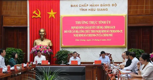23 cán bộ lãnh đạo ở Hậu Giang nghỉ trước sáp nhập