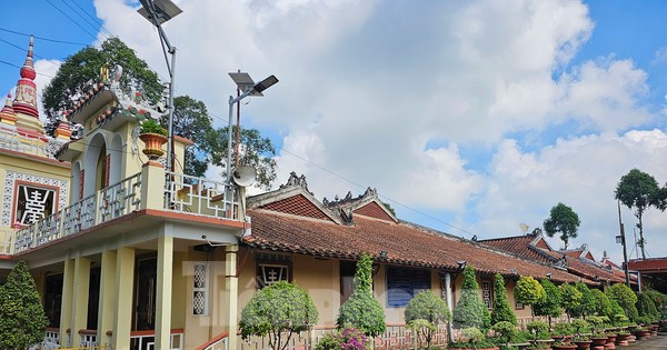 Ngôi chùa hơn 300 tuổi ở cù lao gắn với câu chuyện ‘tiên nữ hạ phàm’