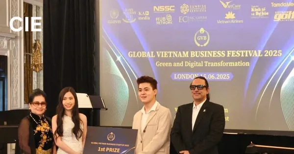 Sinh viên làm gỗ từ rơm đoạt Quán quân thi khởi nghiệp tại Anh
