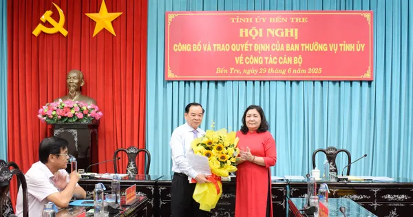 Chủ tịch UBND tỉnh Bến Tre Trần Ngọc Tam nghỉ hưu trước tuổi