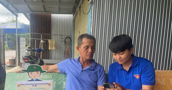 ‘Đi từng ngõ, gõ từng nhà’ hỗ trợ người dân vùng biên