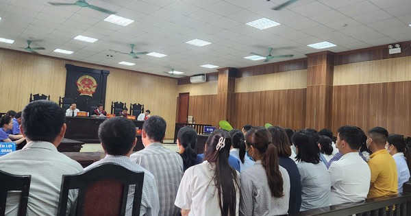 Cựu Giám đốc Chi nhánh Văn phòng đăng ký đất đai TP Sầm Sơn và 43 bị cáo chuẩn bị hầu toà