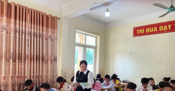 Giáo viên Mường Lát được tiếp nhận hồ sơ xét thăng hạng sau bao năm chờ đợi