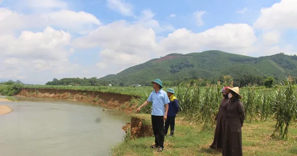 Sạt lở nghiêm trọng bờ sông Âm