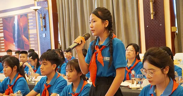Thiếu nhi đề cập nhiều vấn đề 'nóng' khi đối thoại với lãnh đạo tỉnh Quảng Bình