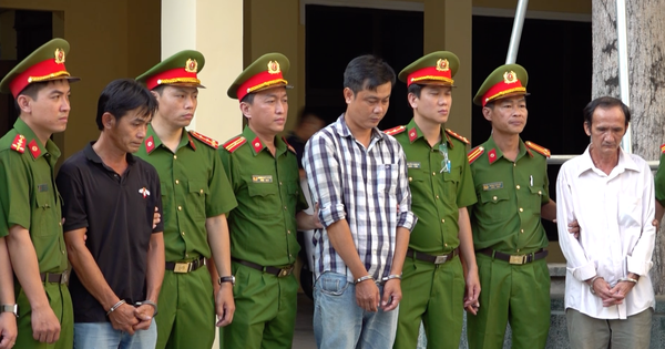 Bắt thêm 2 cán bộ hải quan cùng 32 đối tượng trong đường dây buôn lậu hàng triệu lít xăng dầu