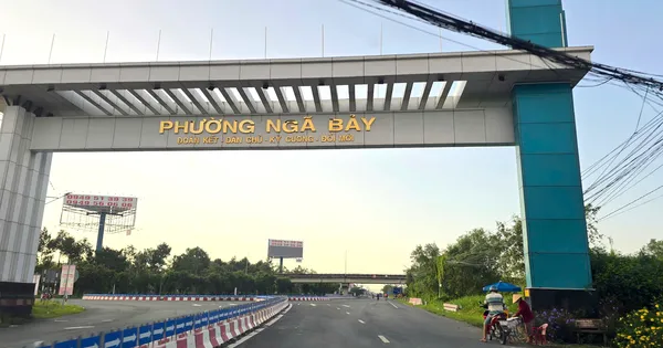 Cần Thơ gấp rút thay bảng tên phường xã mới, sẵn sàng hoạt động từ 1/7
