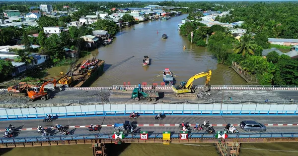 Tháo dỡ cầu Ô Môn trên Quốc lộ 91, phương tiện lưu thông ra sao?