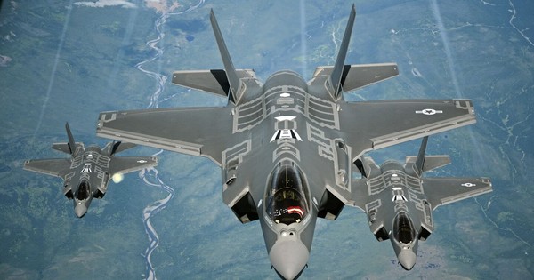 Ngành công nghiệp quốc phòng Mỹ có thể ảnh hưởng bởi thuế quan của ông Trump