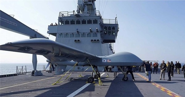 Tàu sân bay Hàn Quốc sẽ trang bị phi đội UAV thay vì máy bay chiến đấu F-35
