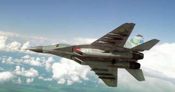 Ukraine công bố video máy bay chiến đấu MiG-29 bắn hạ UAV của Nga trong đêm
