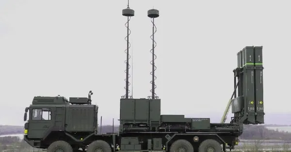 Ukraine nói bệ phóng IRIS-T phá hủy 8 tên lửa Nga chỉ trong 30 giây