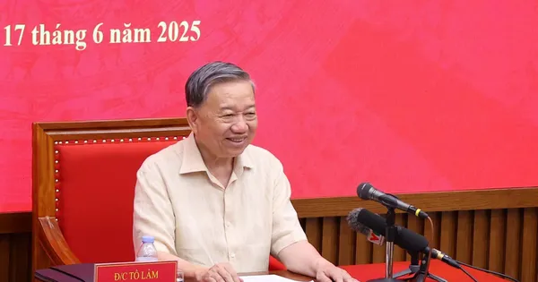 Tổng Bí thư trao đổi với lớp Bồi dưỡng cán bộ quy hoạch Ủy viên Trung ương Đảng khóa XIV