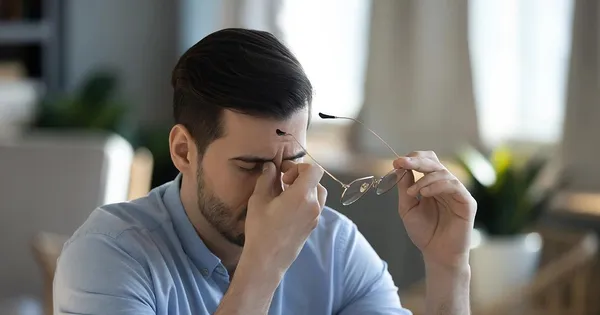 Bác sĩ tiết lộ thông tin 'sốc': 1/5 phái mạnh phàn nàn về tình trạng 'trên bảo dưới không nghe'