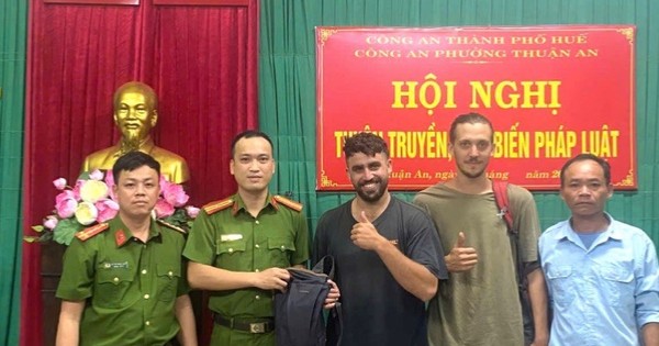 Du khách cảm kích hành động của nhóm sinh viên ở Huế
