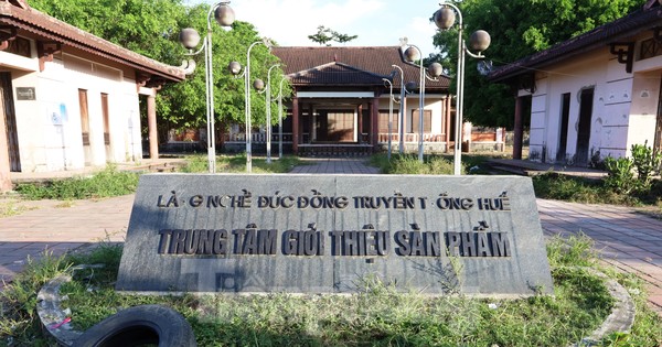 Trung tâm giới thiệu tinh hoa làng nghề Huế hoang phế, thành trại nuôi bò