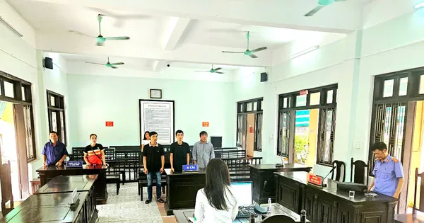 Nhân viên bảo vệ di tích chiếm đoạt hàng trăm vé tham quan Đại Nội Huế