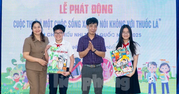 Bạn trẻ Đà Nẵng nói không với thuốc lá