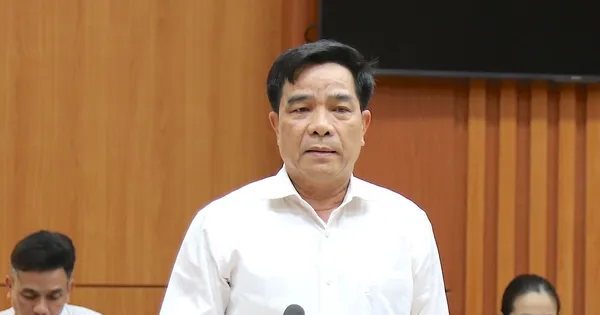 Chủ tịch UBND tỉnh Quảng Nam Lê Văn Dũng nghỉ hưu trước tuổi