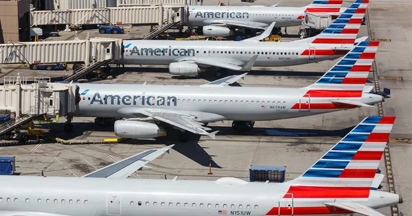 Sập hệ thống thông tin chuyến bay, American Airlines tê liệt