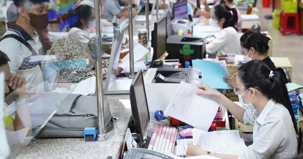 Bỏ 'biên chế suốt đời', liên thông trong công tác cán bộ
