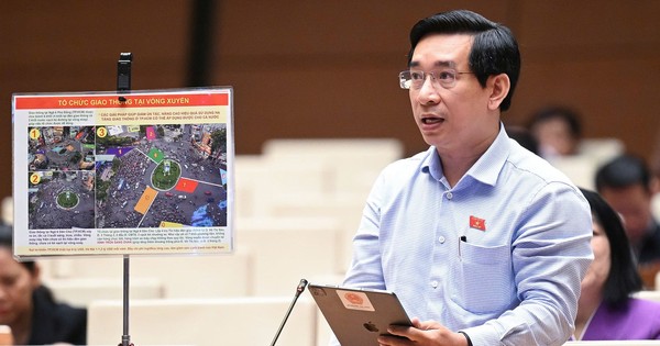 Ùn tắc tại Hà Nội, TPHCM ngốn hàng tỷ USD, đại biểu hiến kế ‘vòng xoay giao thông'